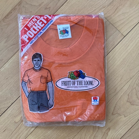 Fruit of the Loom Other - NWOT- Men’s Fruit Of The Loom T-Shirt (L)